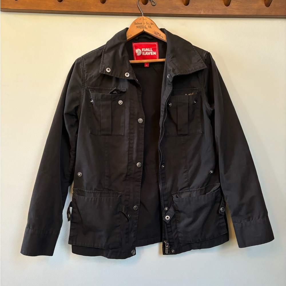 FjallRaven Black Jacket